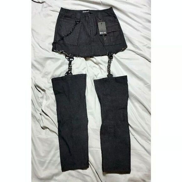 Darker Wavs Goth Emo Dark Wave Chained Mini Skirt XS, S, M - Picture 2 of 3
